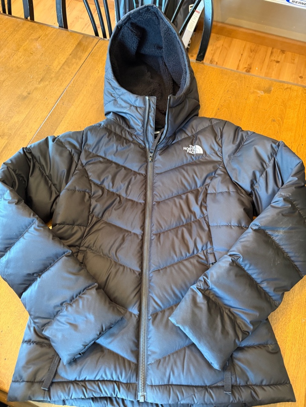 The North Face Black Quilted Hooded Down Jacket. EUC, only worn a few times.